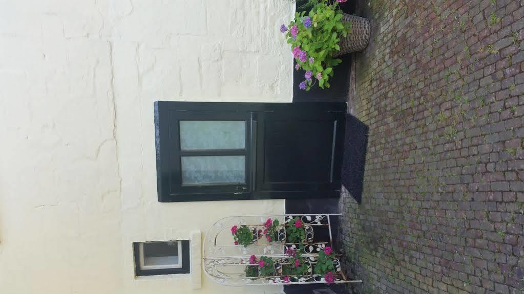 Boutique Hotel Bonjour Gronsveld Exterior foto